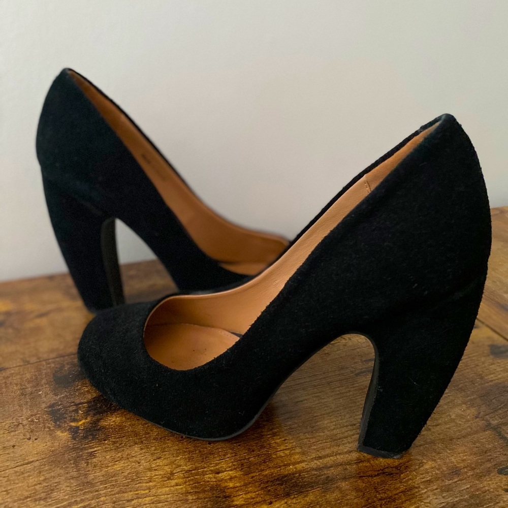 Black Suede Pumps